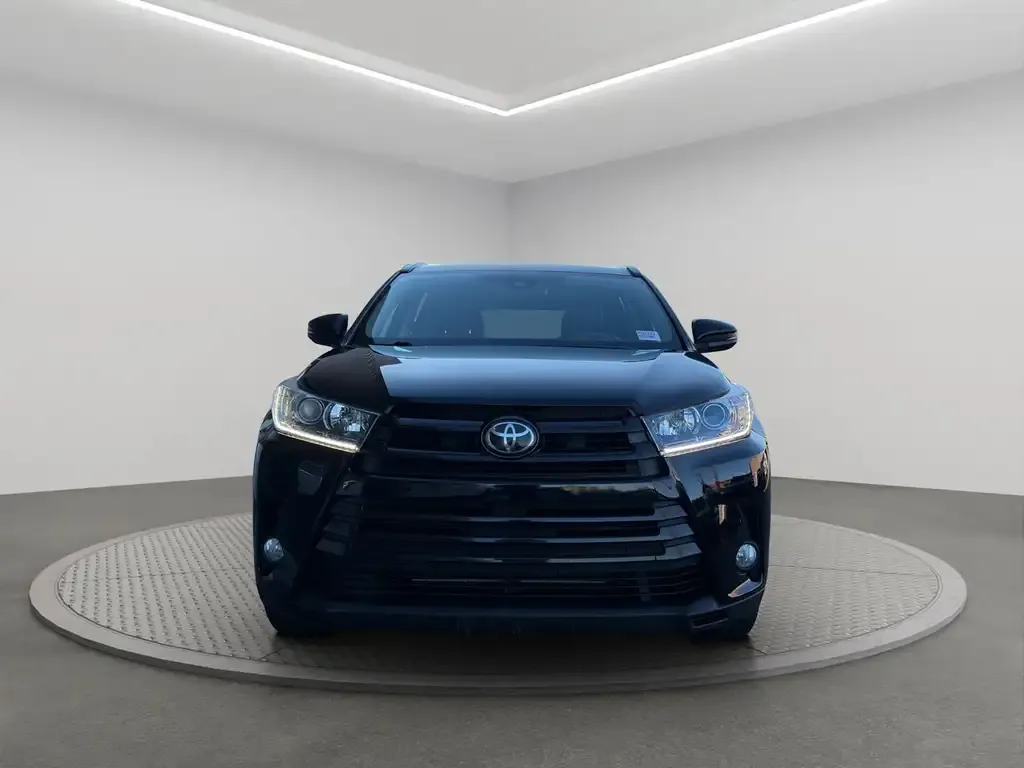 Toyota Highlander 2017 photo 2