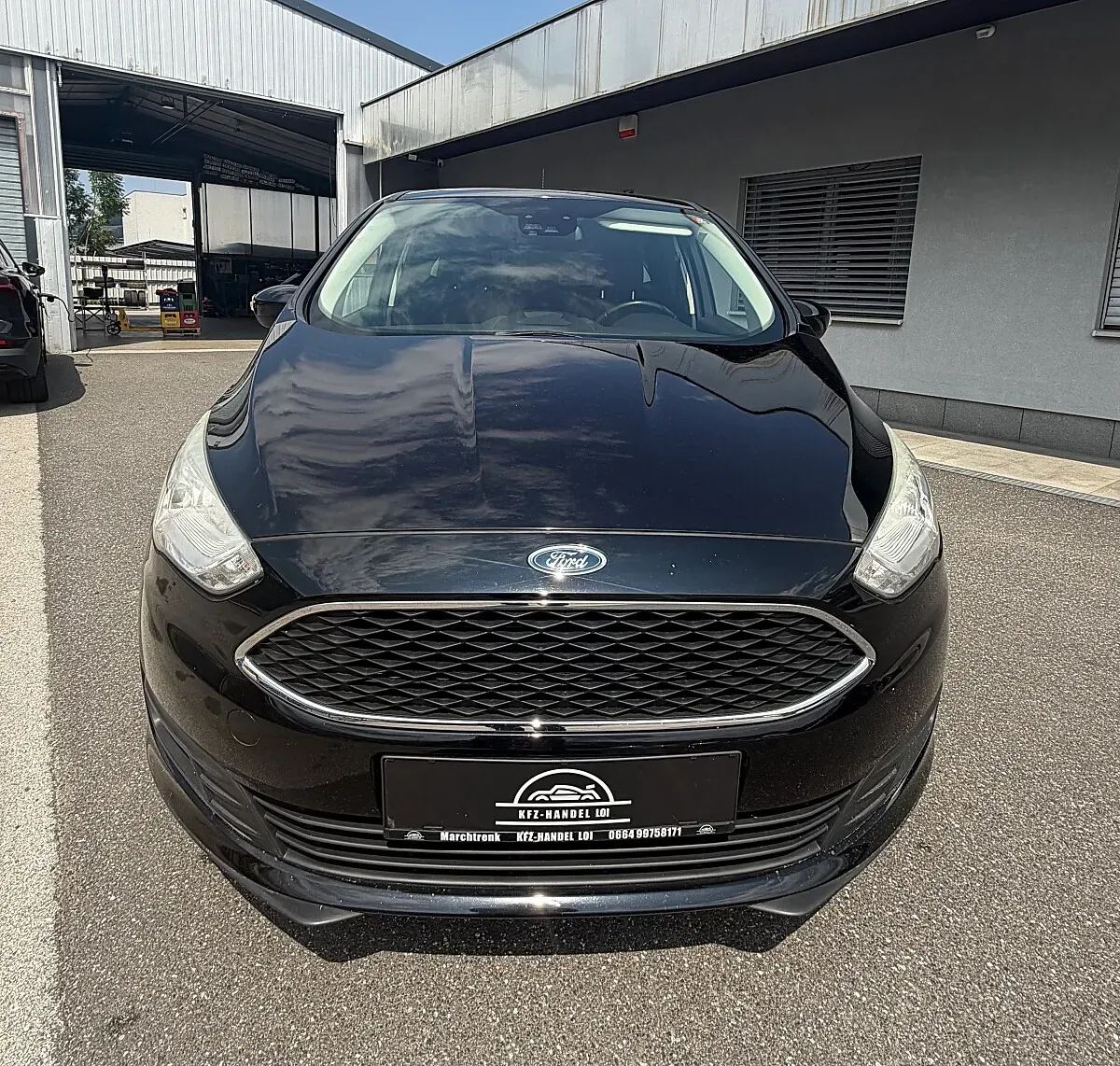 Ford C-Max 2017 photo 2