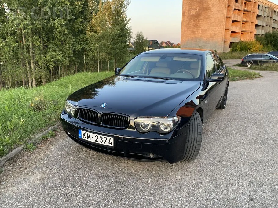 BMW 730