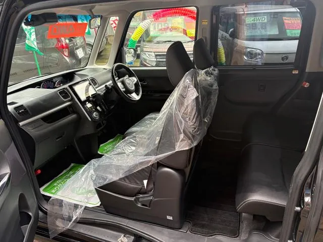Daihatsu Tanto 2018 photo 4