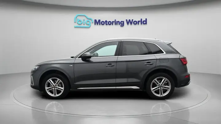 Audi Q5 2023 photo 5