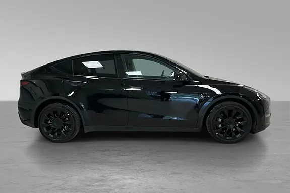 Tesla Model Y 2022 photo 3