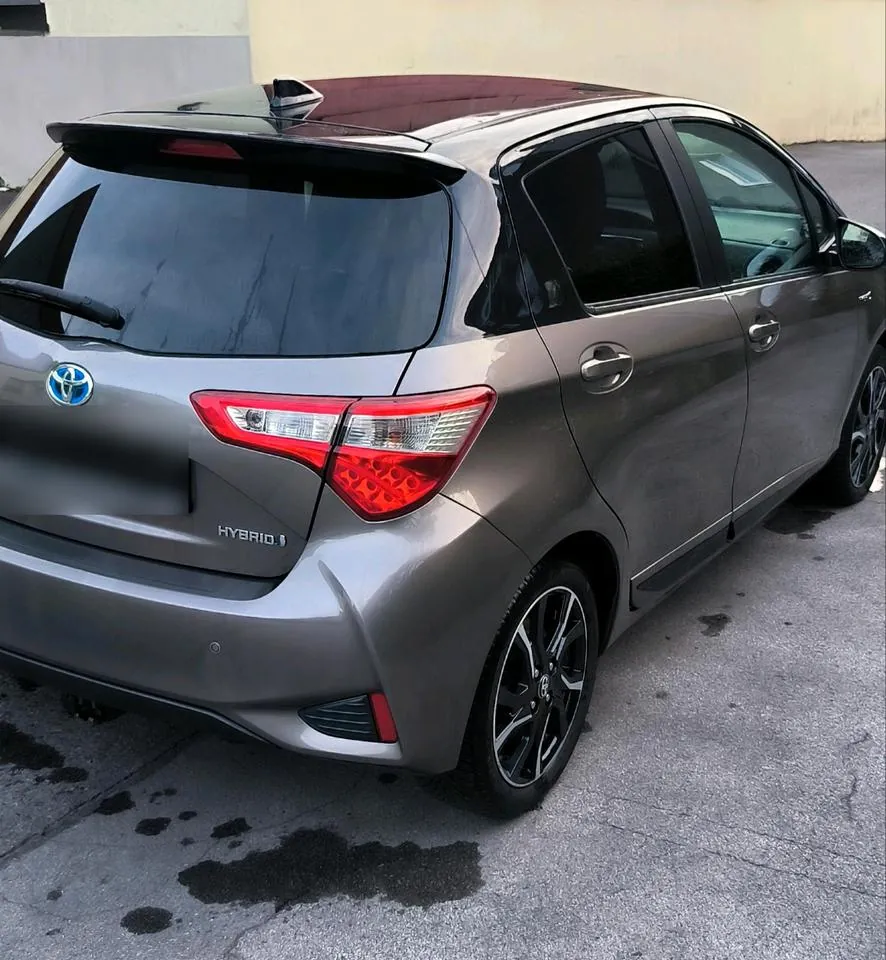 Toyota Yaris Hybrid