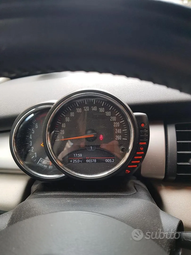 Mini Mini One 2015 photo 4