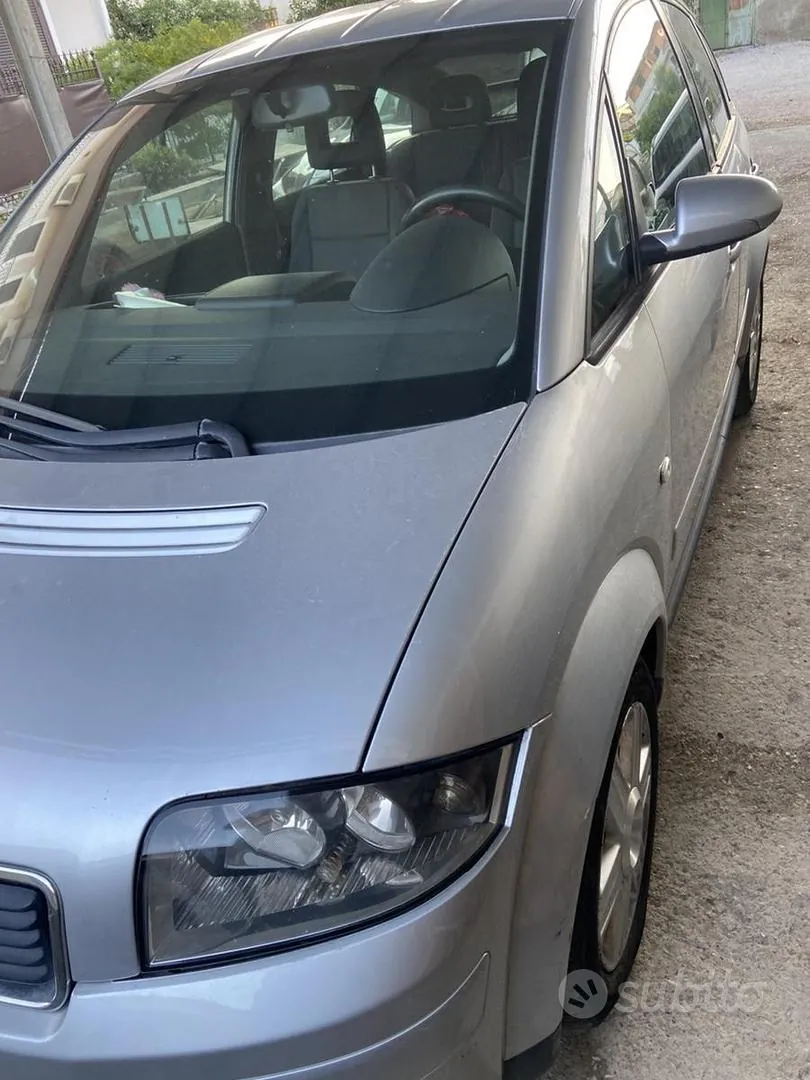 Audi A2