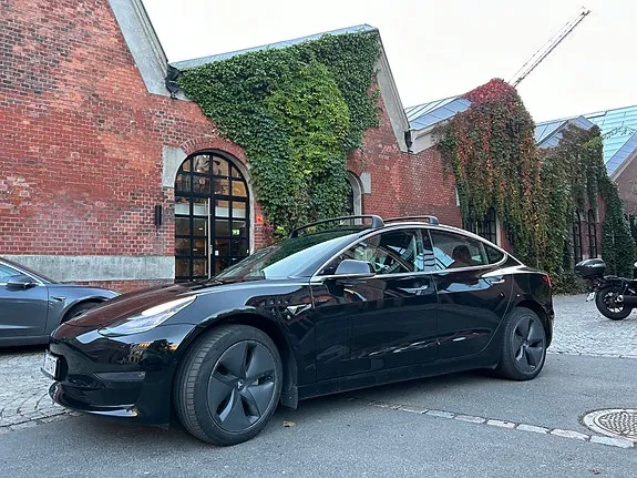 Tesla Model 3 2019 photo 4