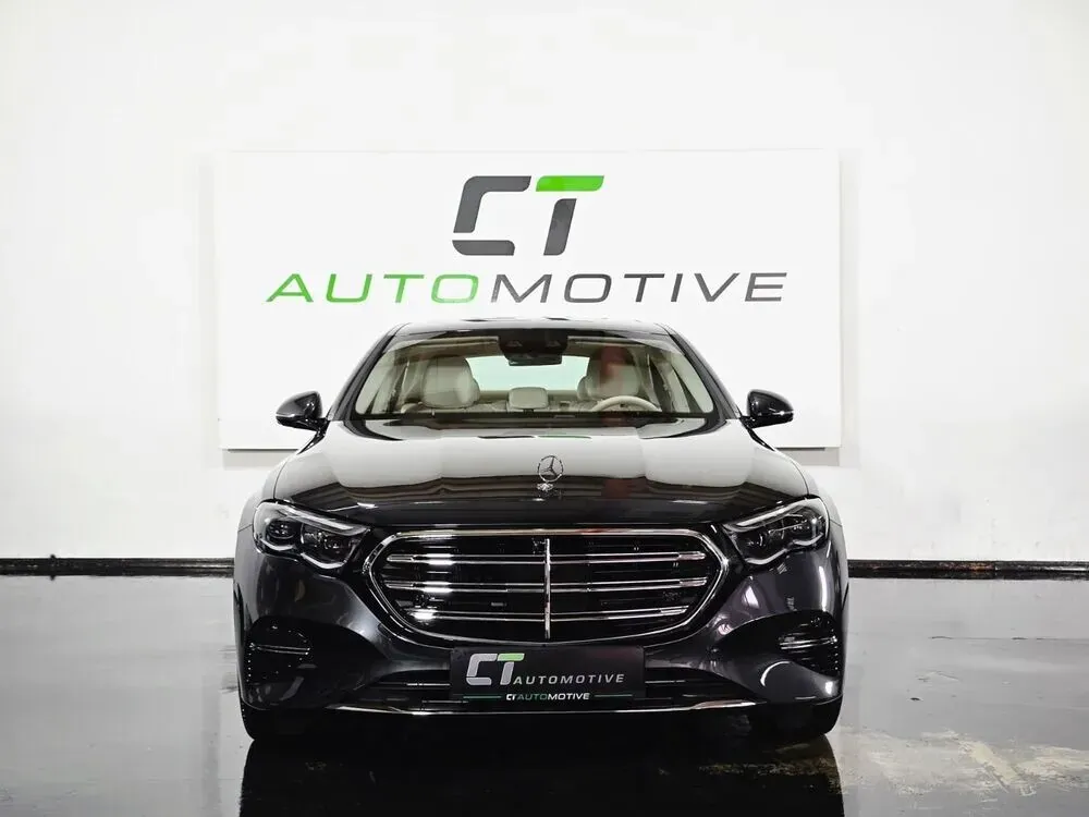 Mercedes-Benz E-Class 2024 photo 2