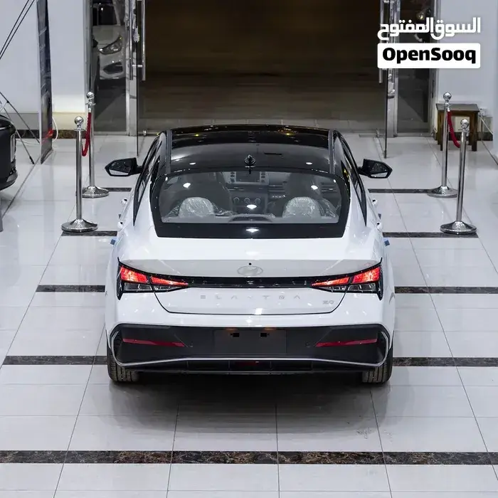 Hyundai Elantra 2026 photo 4