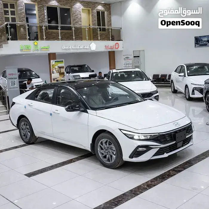 Hyundai Elantra 2026 photo 2