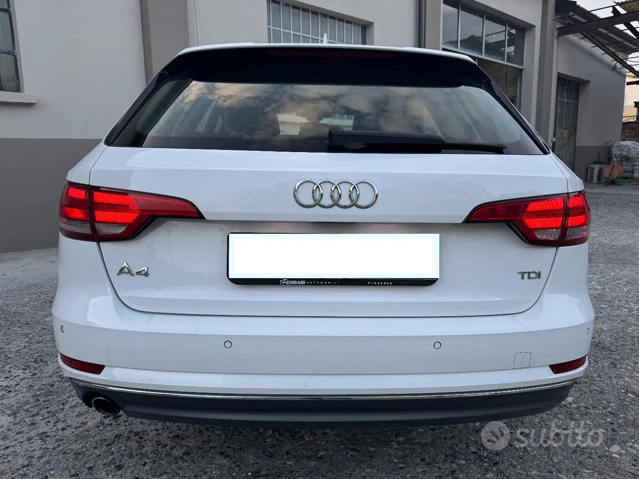 Audi A4 2016 photo 5