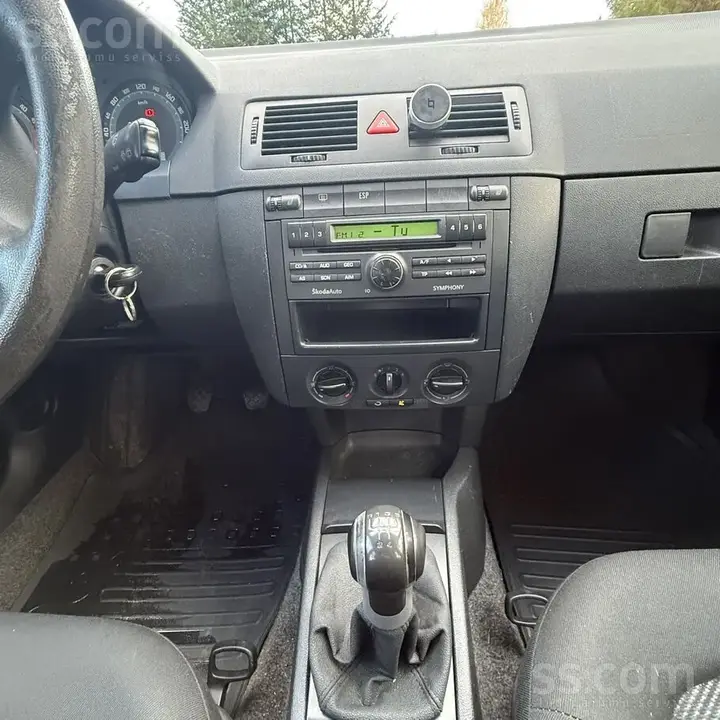 Skoda Fabia 2006 photo 5