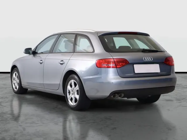 Audi A4 Avant 2011 photo 3