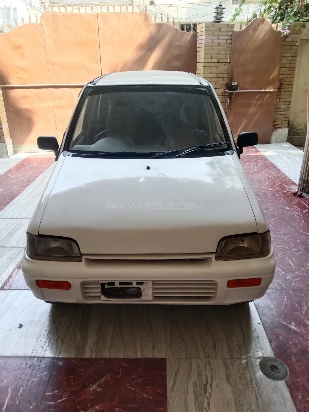 Suzuki Mehran