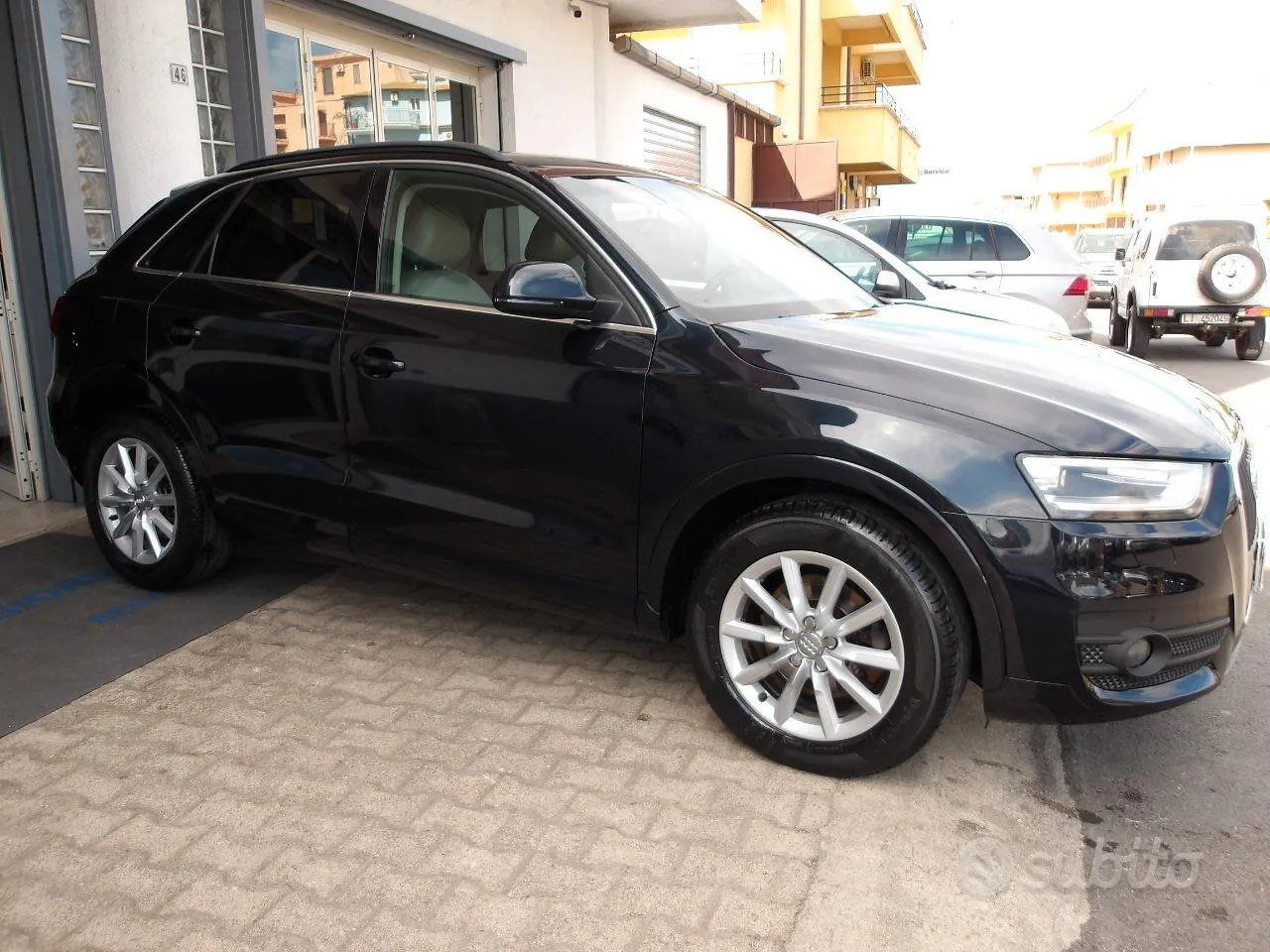 Audi Q3 2012 photo 3