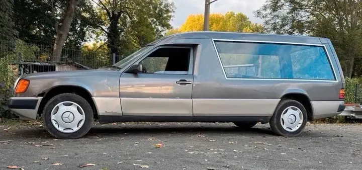 Mercedes-Benz W124