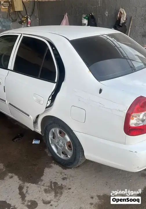 Hyundai Verna 2013 photo 2