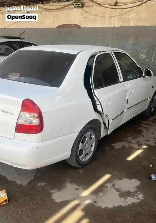 Hyundai Verna 2013 photo 4