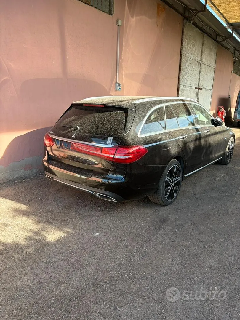 Mercedes-Benz C350 2016 photo 2