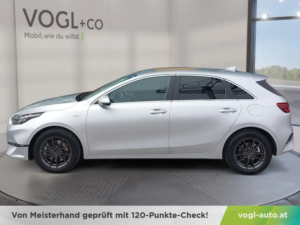 Kia Ceed 2022 photo 2