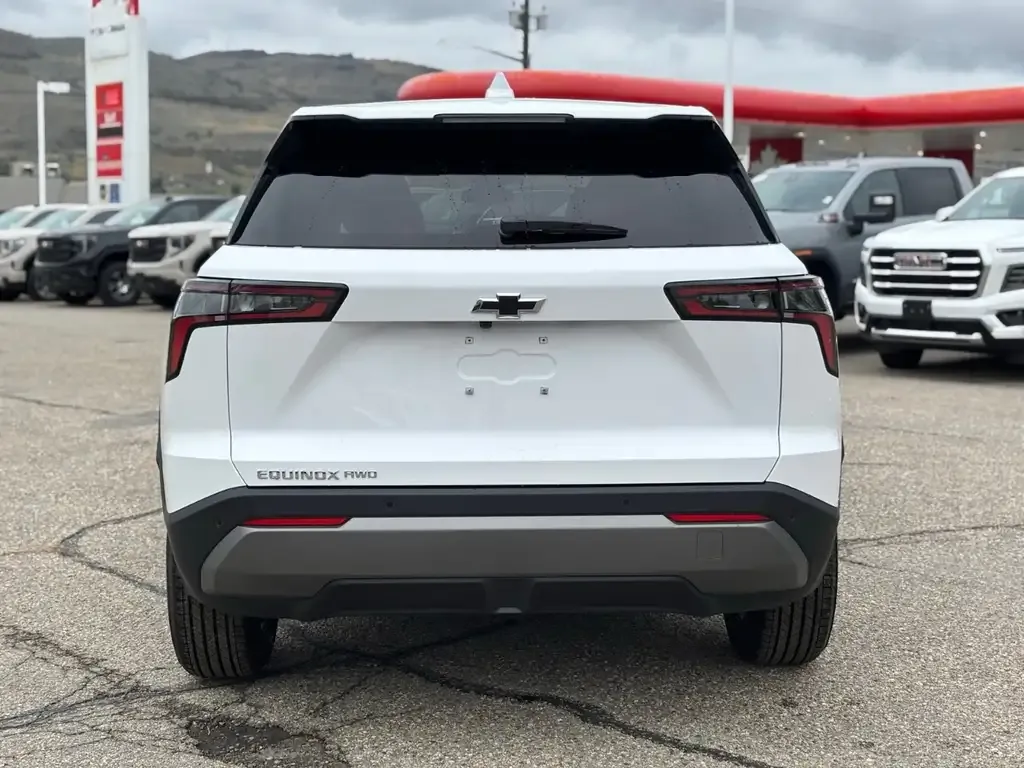 Chevrolet Equinox 2027 photo 5