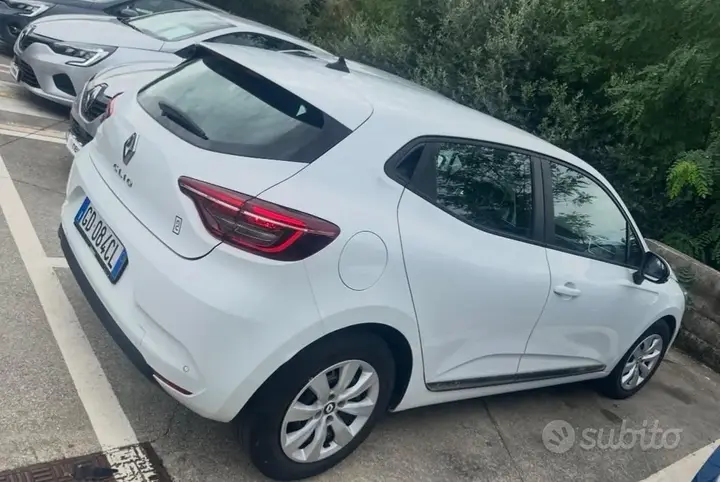 Renault Clio 2020 photo 3