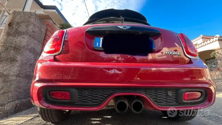 Mini Mini Cooper S 2016 photo 2