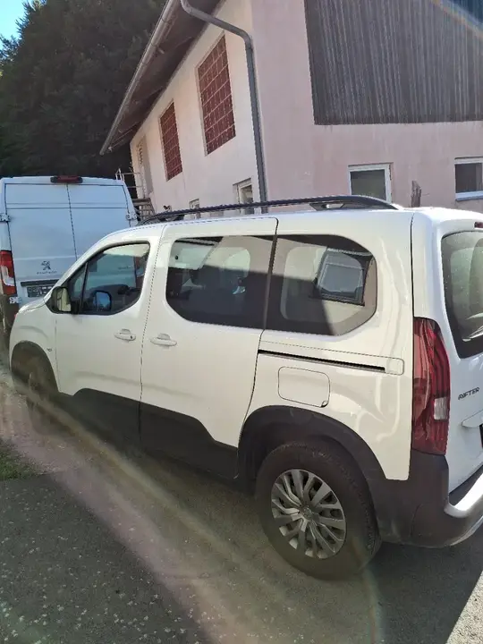 Peugeot Rifter 2023 photo 3