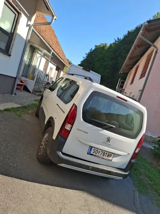 Peugeot Rifter 2023 photo 2