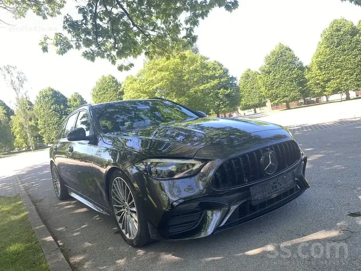 Mercedes-Benz C220 2021 photo 3