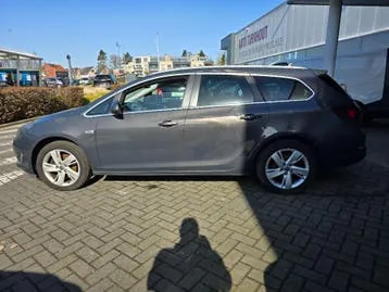 Opel Astra 2014 photo 3