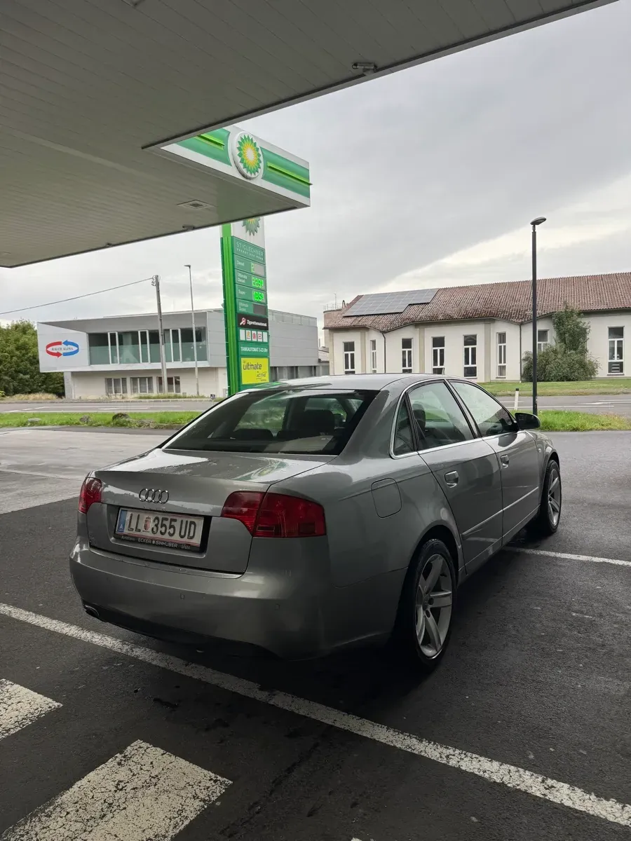Audi A4 2006 photo 3