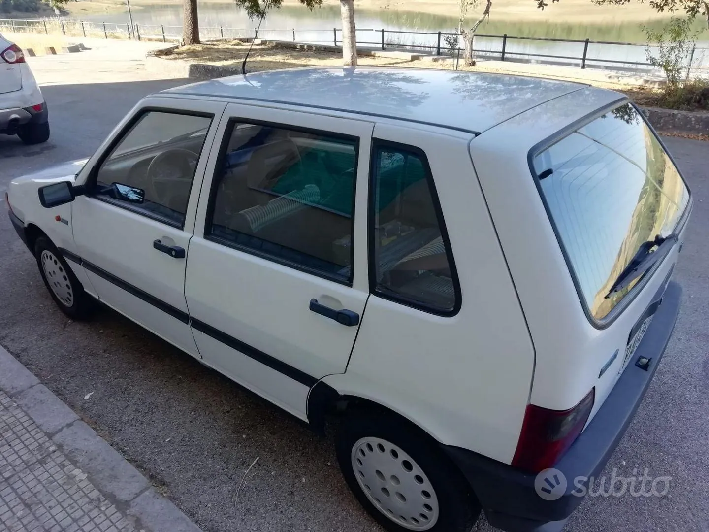 Fiat Uno 1992 photo 4