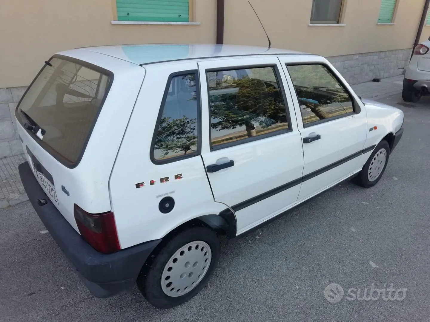 Fiat Uno 1992 photo 3