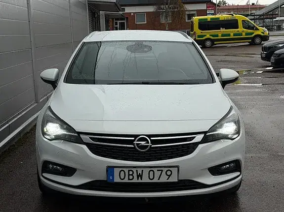 Opel Astra 2017 photo 2