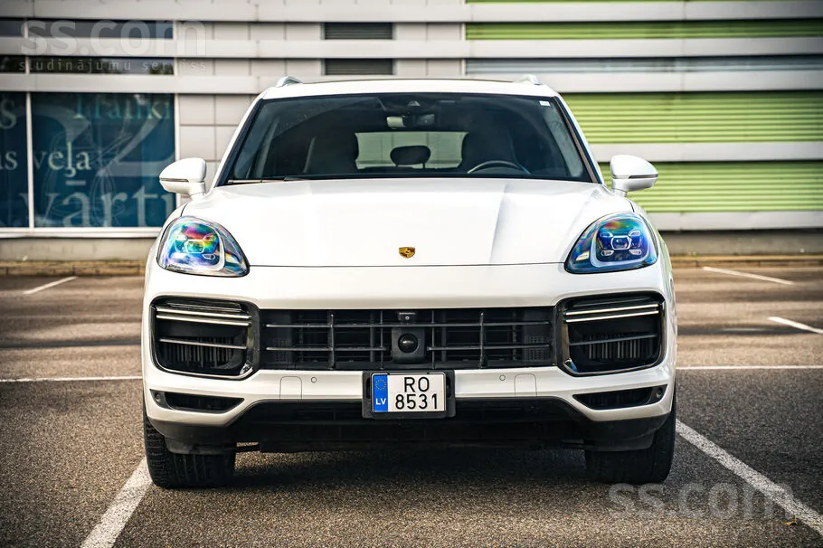 Porsche Cayenne 2018 photo 2