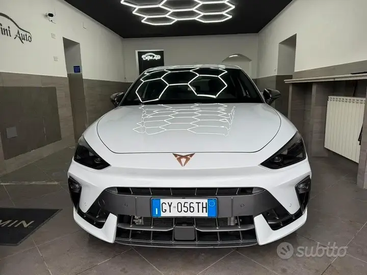 Cupra Leon 2025 photo 2