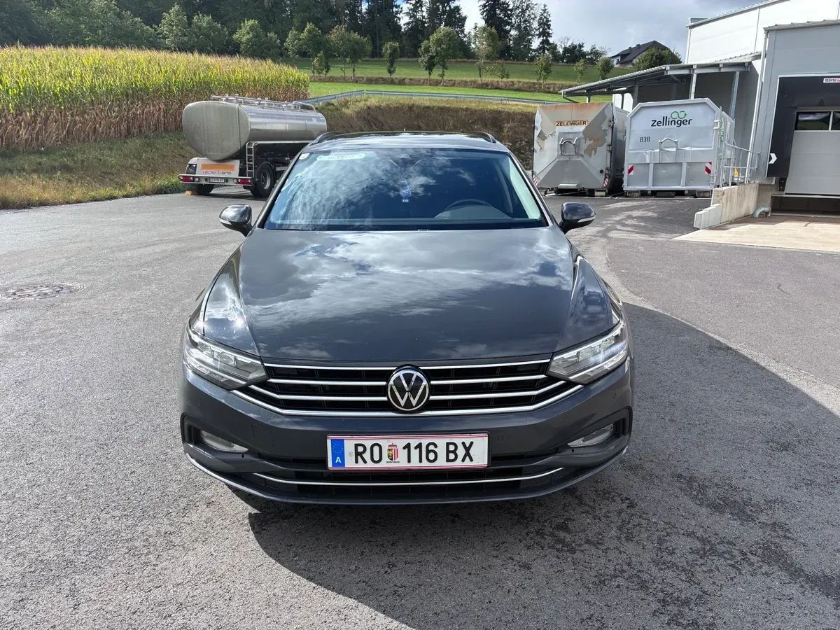 Volkswagen Passat 2021 photo 3
