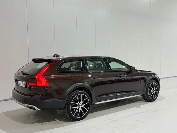 Volvo V90 Cross Country 2017 photo 4