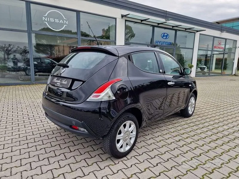 Lancia Ypsilon 2014 photo 5