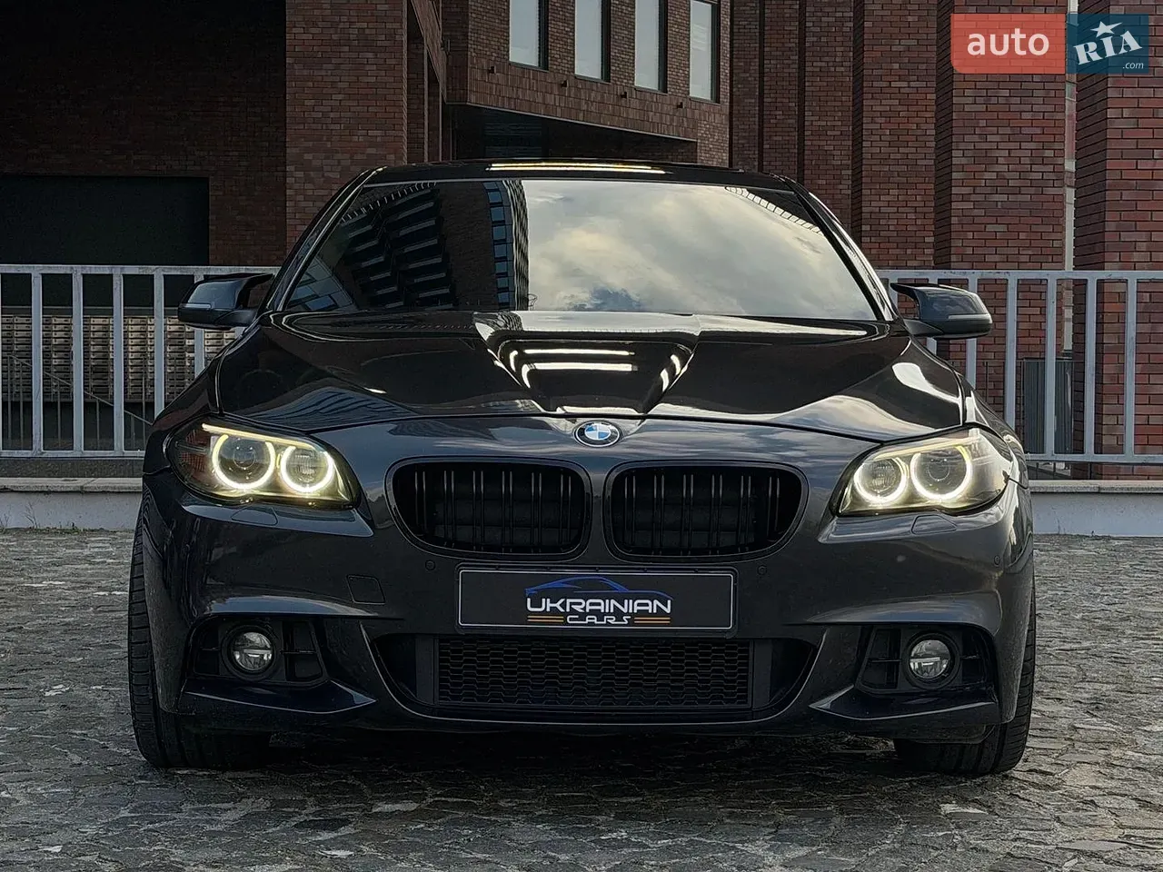 BMW 5 Series 2015 photo 4