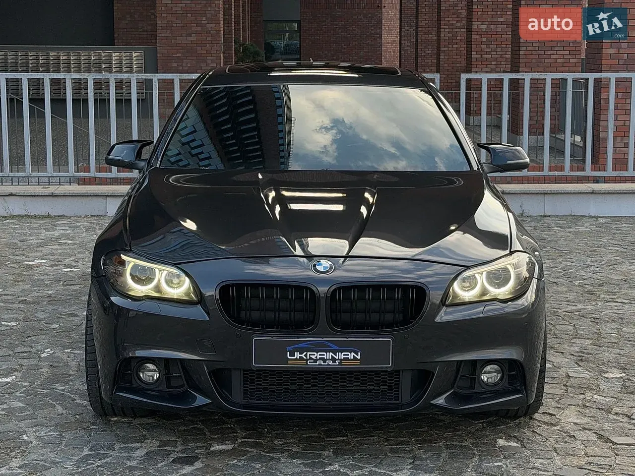 BMW 5 Series 2015 photo 3