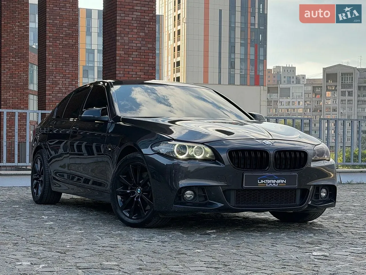 BMW 5 Series 2015 photo 5