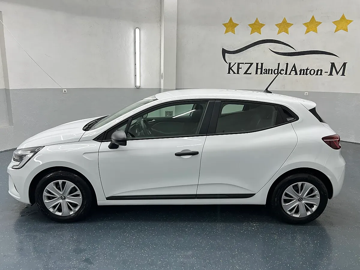 Renault Clio 2021 photo 2