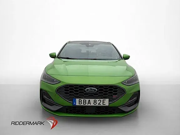Ford Focus 2024 photo 2