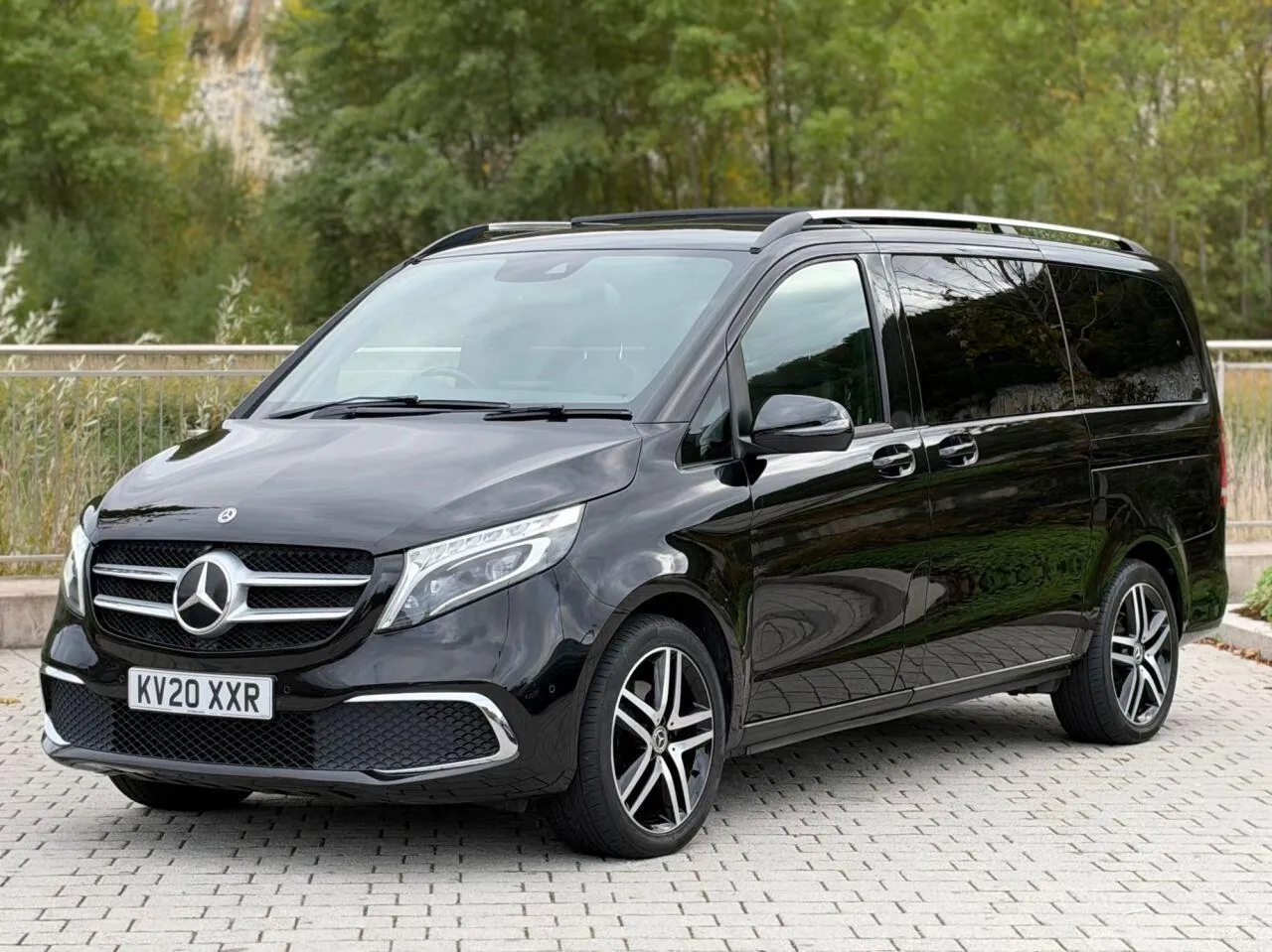 Mercedes-Benz V-Class 2020 photo 3