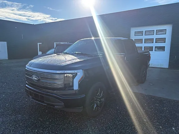 Ford F-150 2025 photo 3