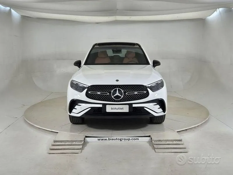 Mercedes-Benz Glc 2024 photo 2