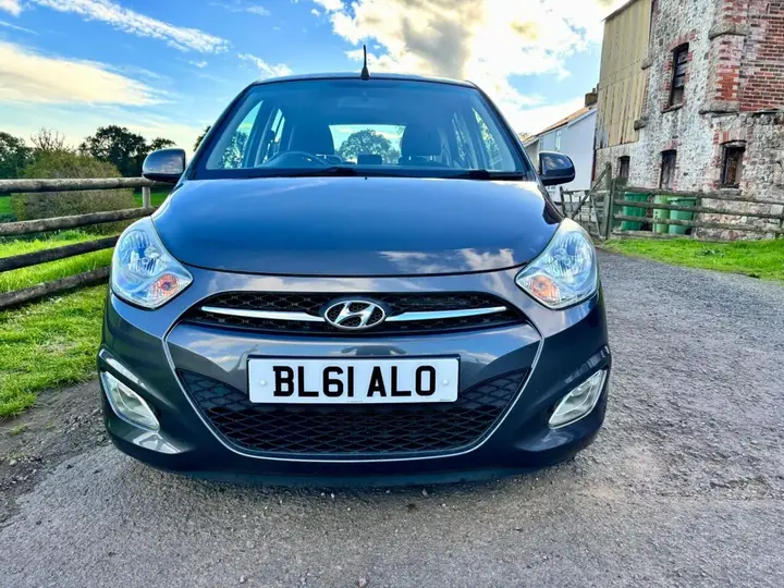 Hyundai I10 2012 photo 2