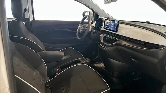Fiat 500E 2023 photo 3