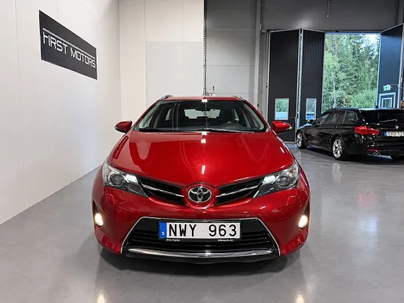 Toyota Auris 2013 photo 4